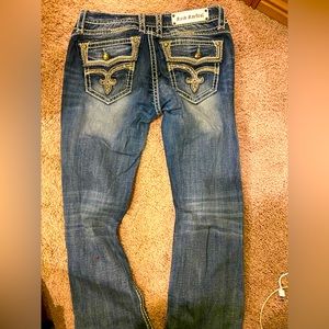 Rock revival womens 30. Super comfy!